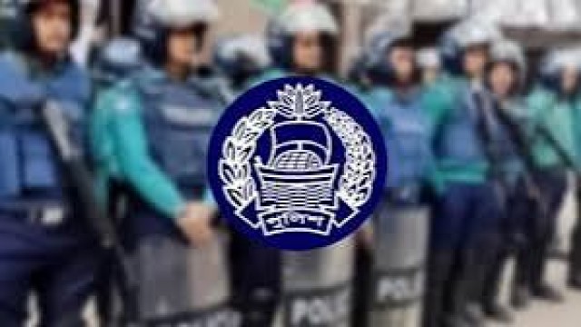 একসাথে নয় পুলিশ সদস্যকে বাধ্যতামূলক অবসরে পাঠিয়েছে সরকার